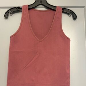 Athleta Signature V-Neck Ribbed Tank